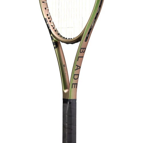 Wilson Blade 104 V8 Tour Racket 9 Wilson Blade 104 V8 Tour Racket - Image 9