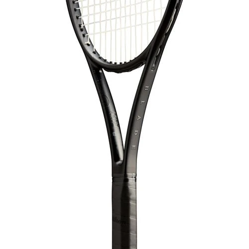 Wilson Blade 98 16X19 V8 Noir Tour Racket 4 Wilson Blade 98 16X19 V8 Noir Tour Racket - Image 4